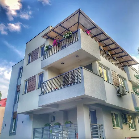 Hilltop Luxury With Free Parking Appartement